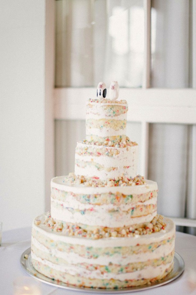 The top 10 fun & fabulous wedding confetti ideas! - Confetti Wedding Cake
